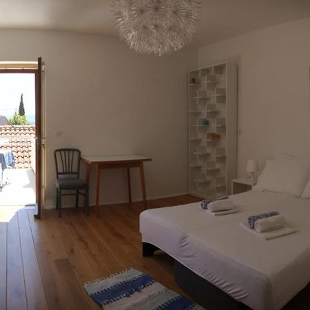 Sd House Hotel Bol Eksteriør billede